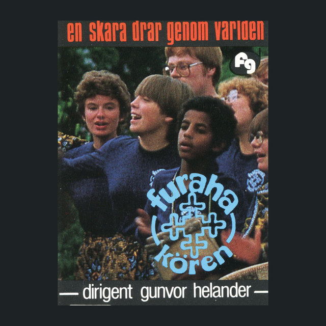 En skara drar genom världen
