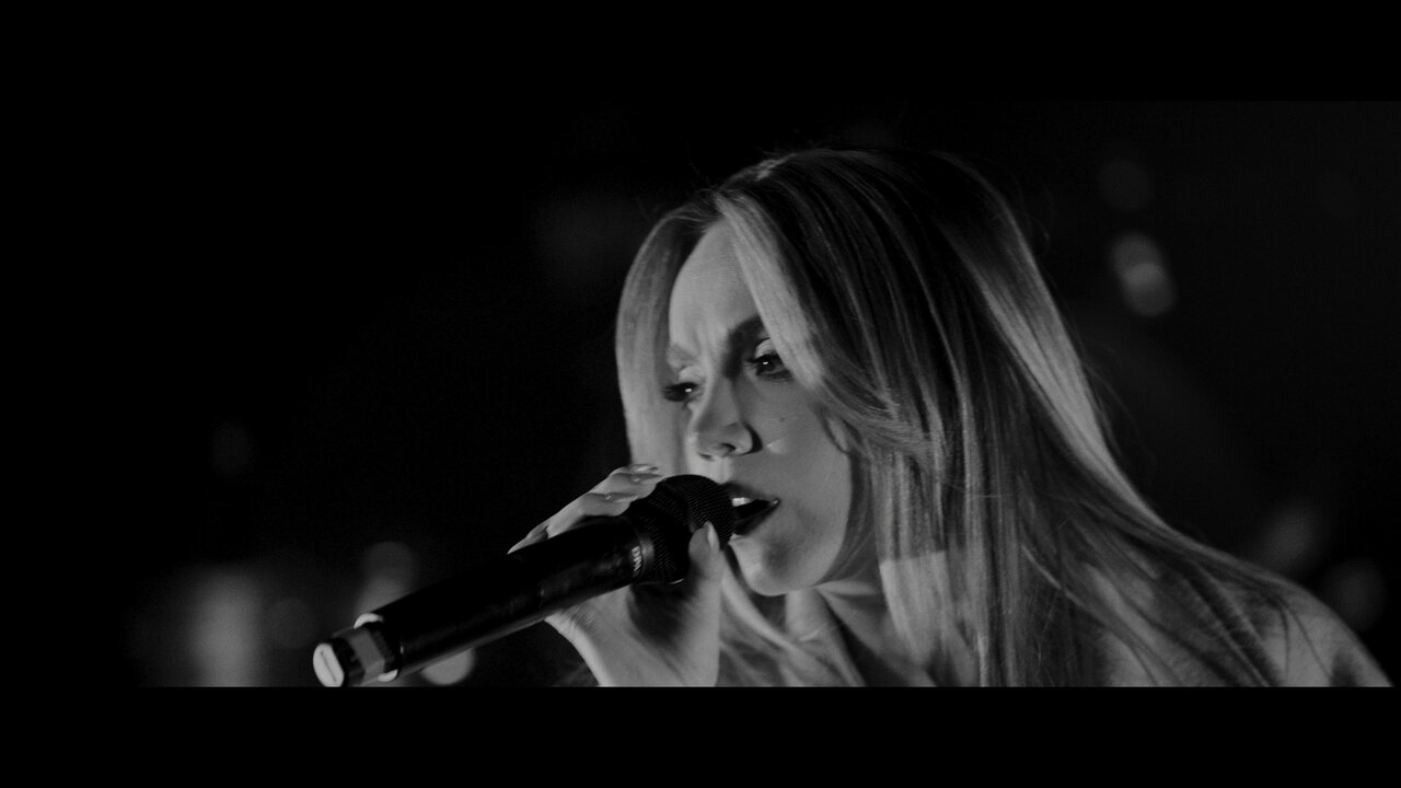 Runaways (Live From Nashville)