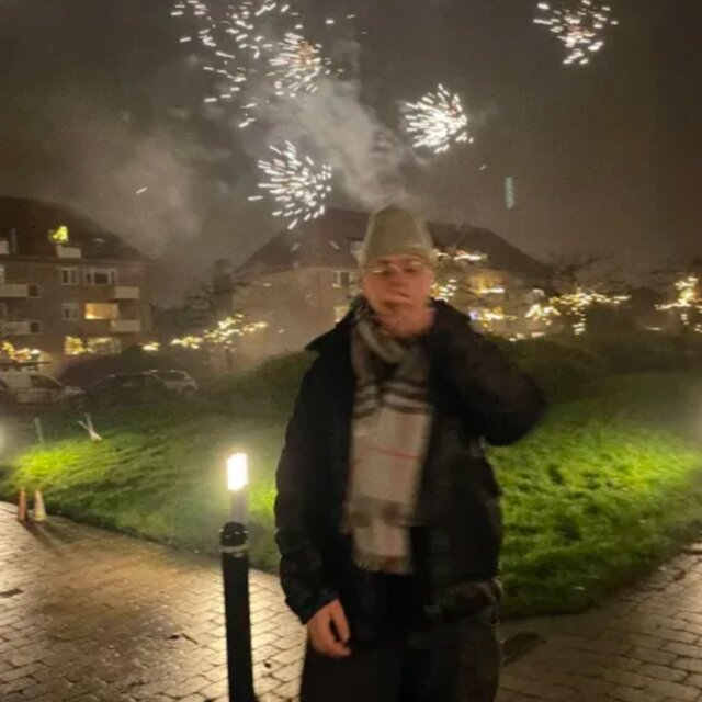 UDEN DIG