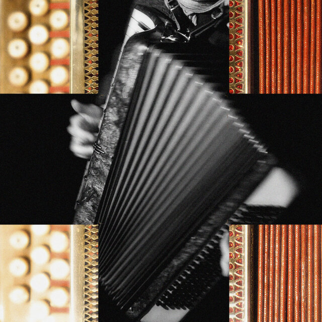 Café Paris: French Accordion & Gypsy Guitar Favorites