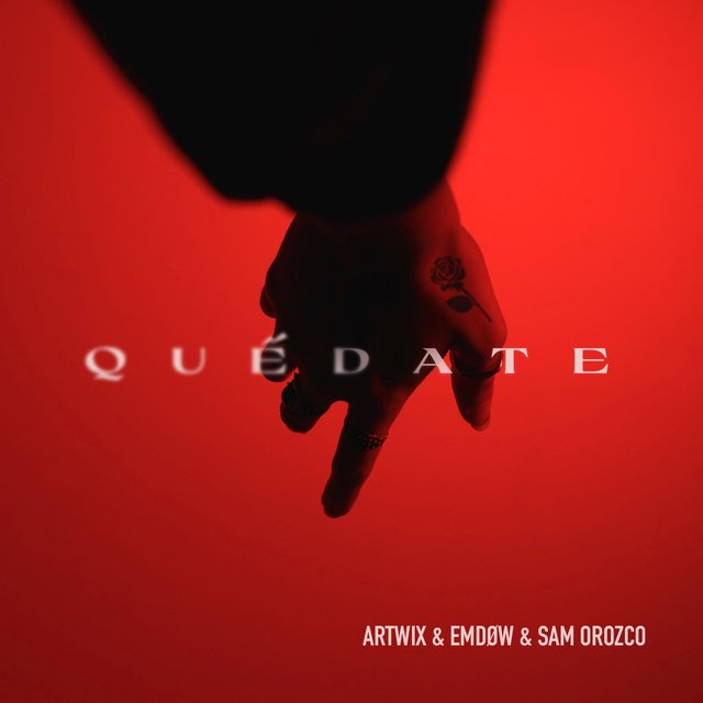 Quédate