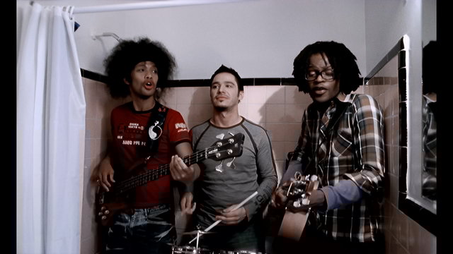 Love Love Love (Clip officiel)