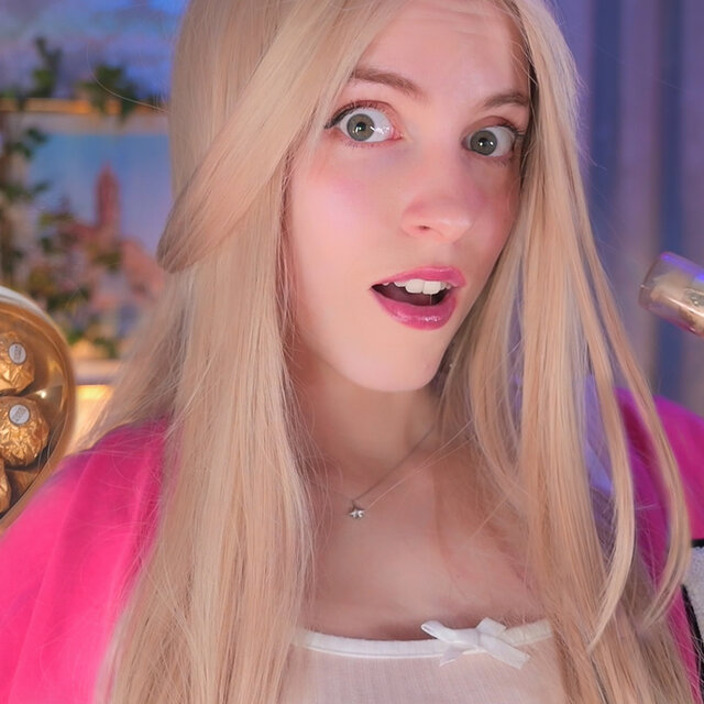 ASMR Mean Girl te Maquilla (San Valentín)