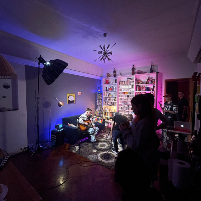 Living Live Session