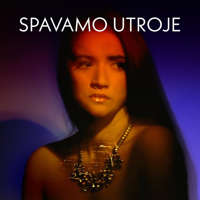 Spavamo utroje