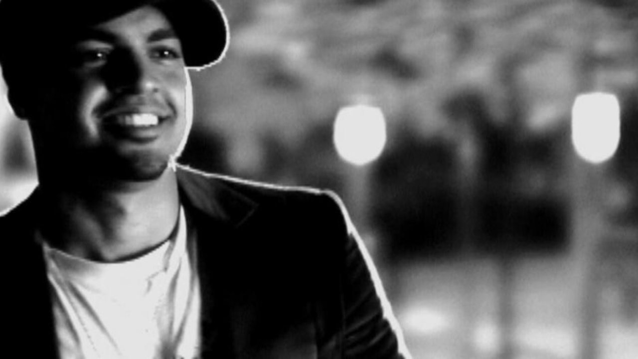 Playing With Fire (Juegas Con Fuego) (Video Version (English))