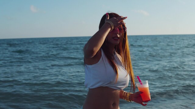 Bailando Reggaeton