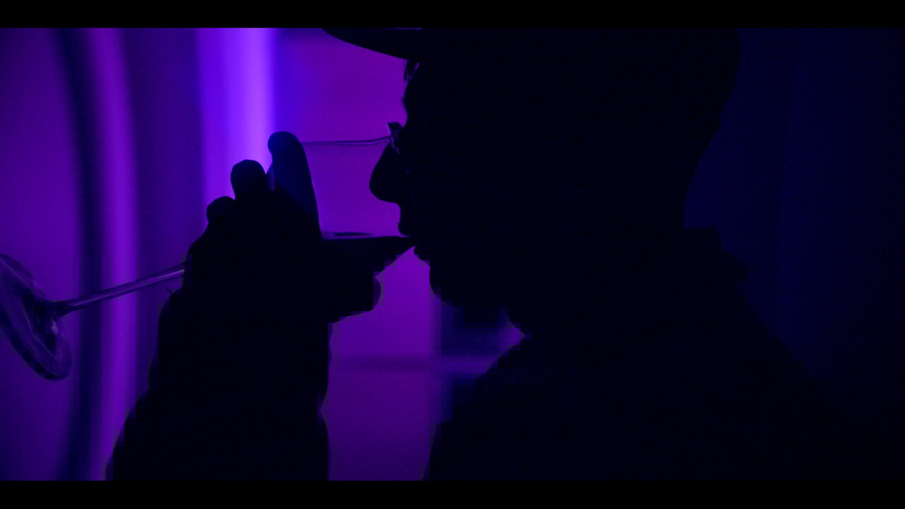 Loca (Visual Video)
