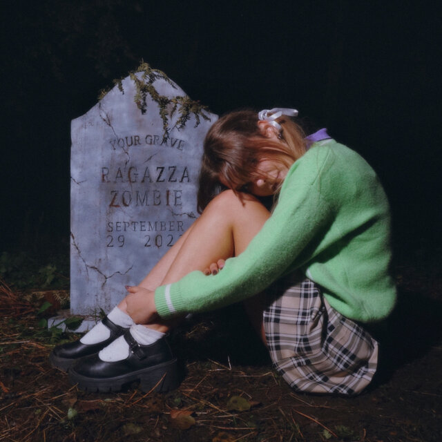 RAGAZZA ZOMBIE