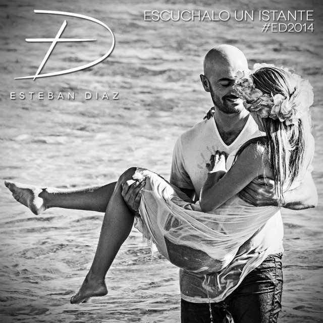 Escuchalo un Instante