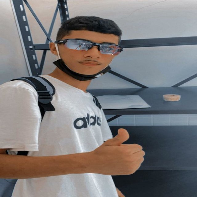 SARRA NO AK TROVÃO VS MENINA INDECISA