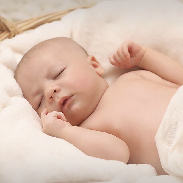 Baby Sleep Piano Music