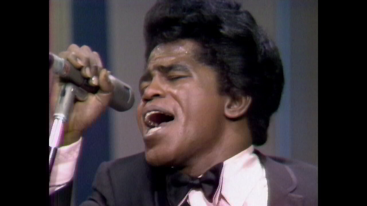 Papa's Got A Brand New Bag/I Got You (I Feel Good)/Ain't That A Groove