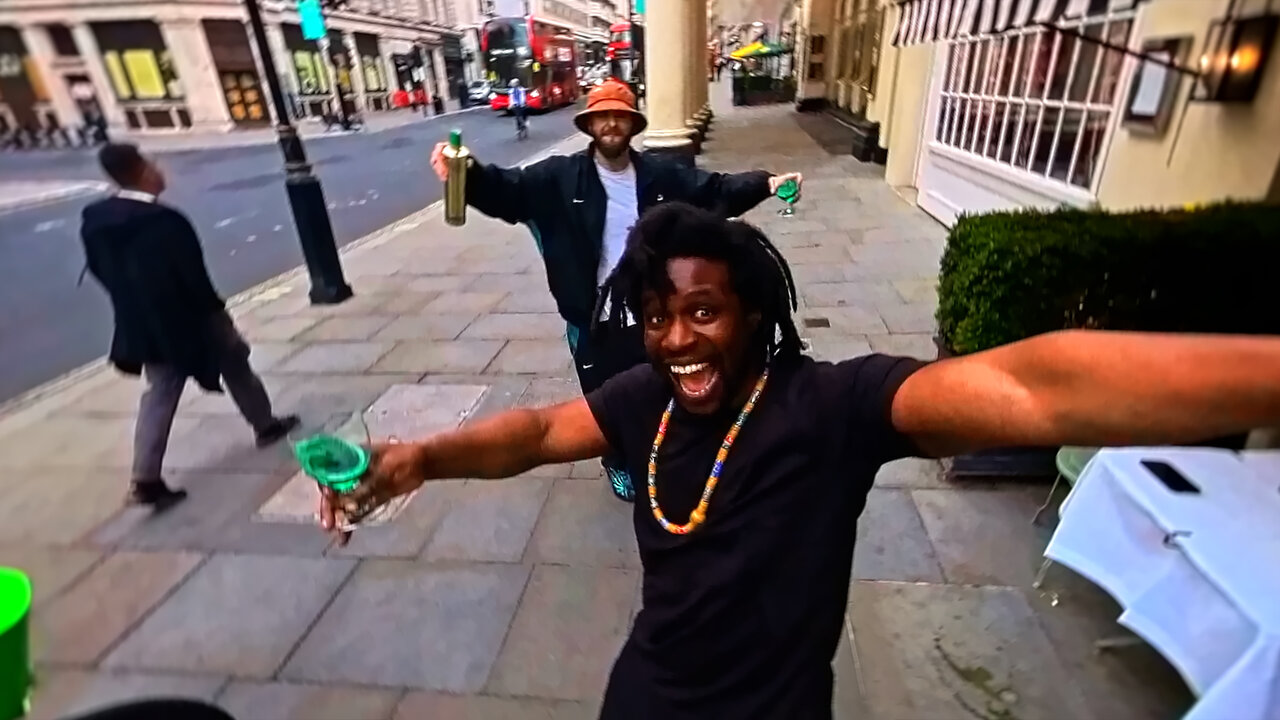 Watch The Skank (Official Video)