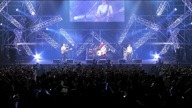 Wake up (Live-2012 Special Event -CODE NAME BLUE-@PACIFICO Yokohama, Kanagawa)