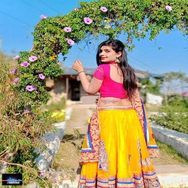 Mar Jaula Aanu Thara Pyar Mein