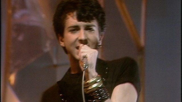 Tainted Love (Live On Top Of The Pops)