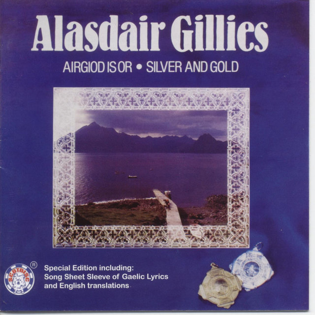 Airgiod Is Or / Silver and Gold
