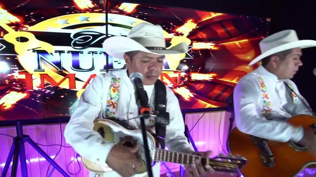 Fandanguito - En Vivo Desde Encuentro Huasteco