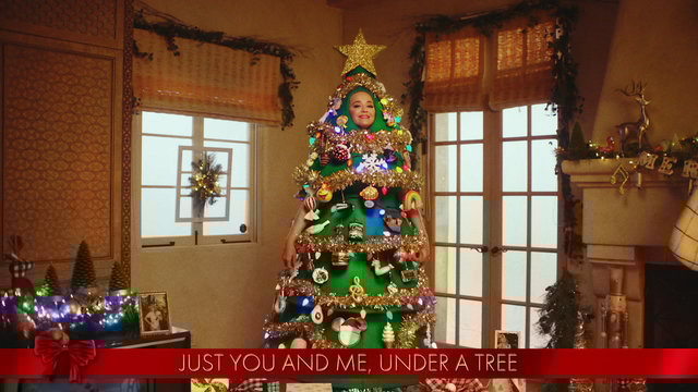 I'll Be Home For Christmas / Cozy Little Christmas
