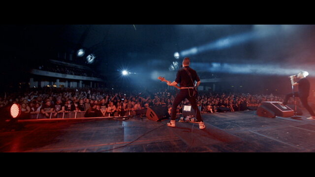 Red Flag (Live at Festhalle Frankfurt, 2022)