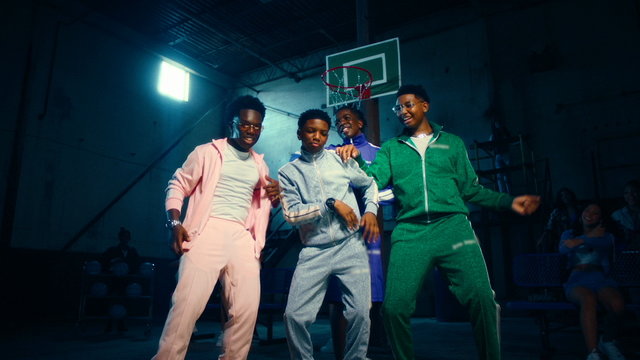 Every Pretty Girl In The City (Official Video)