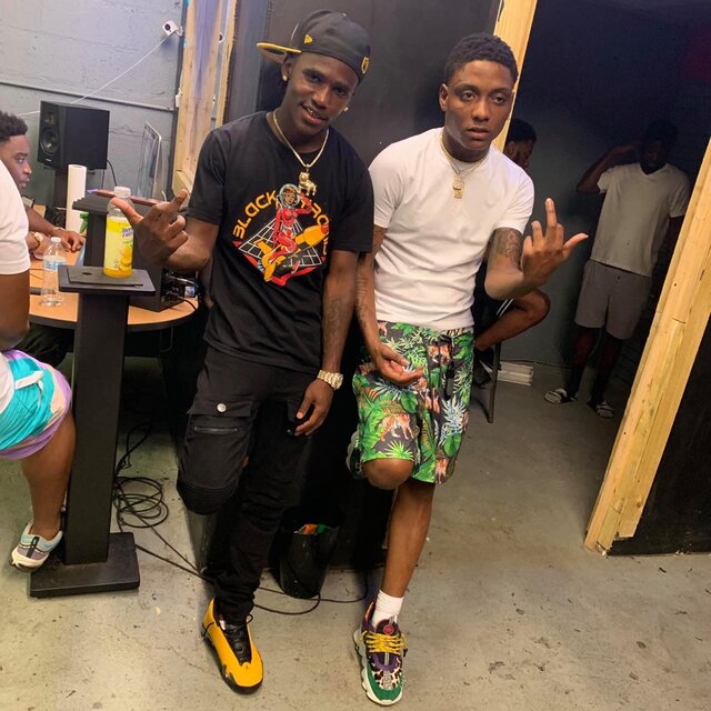 Pull Up (feat. Tle Cinco)