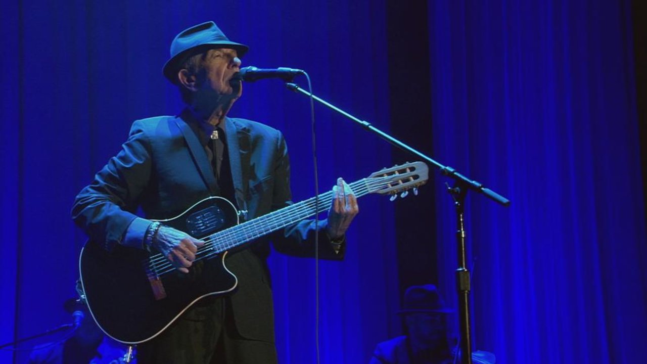 Famous Blue Raincoat (Official Live in Dublin 2013)