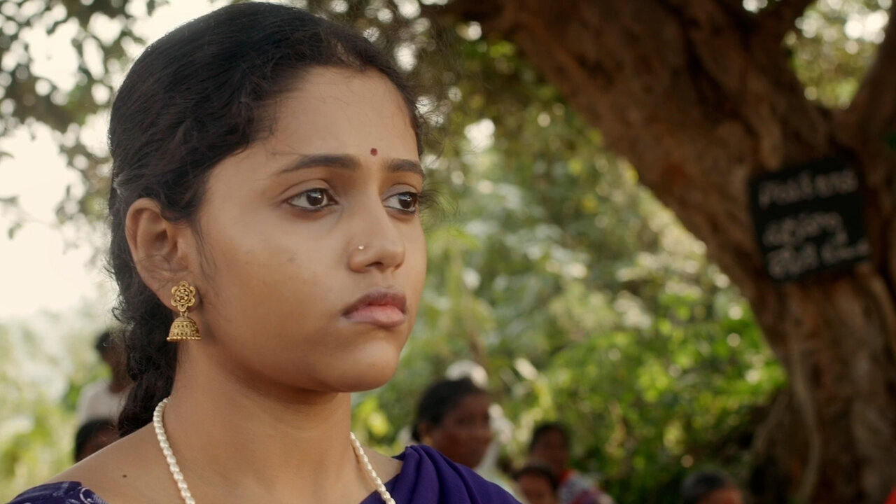 Eduru Chusthunna (From "Thika Maka Thanda")