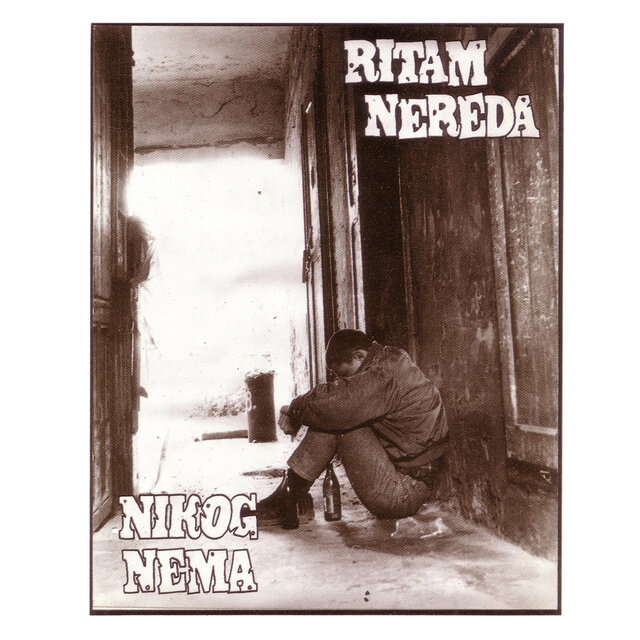 Nikog nema