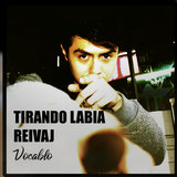 Tirando Labia