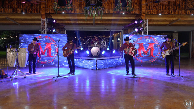Corazón de Oropel y Adiós Amor (En Vivo)