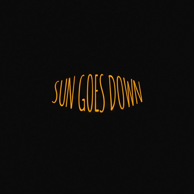 Sun Goes Down