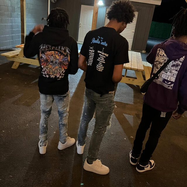 Toe2Toe (feat. Lang Escobar)