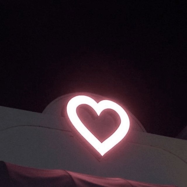 LUVRS PALACE 4