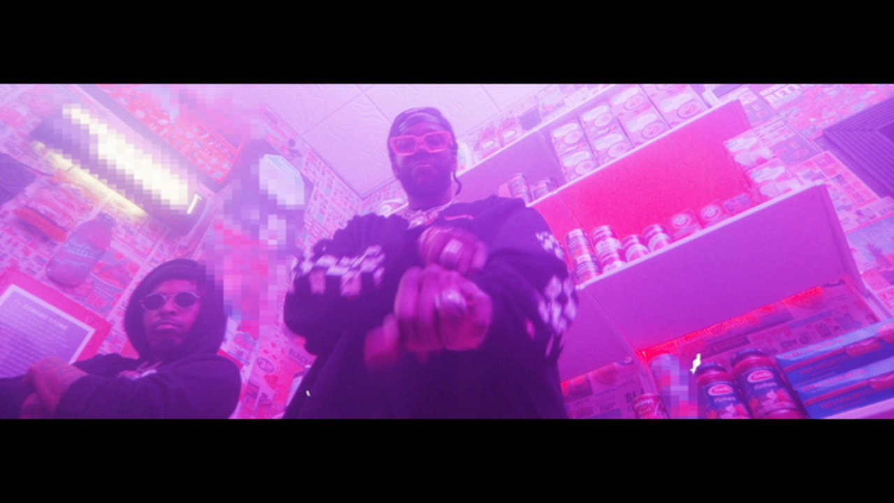 Brick On My Face (feat. 2 Chainz)