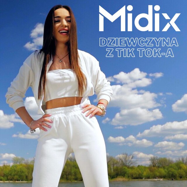 Dziewczyna z Tik Tok-A