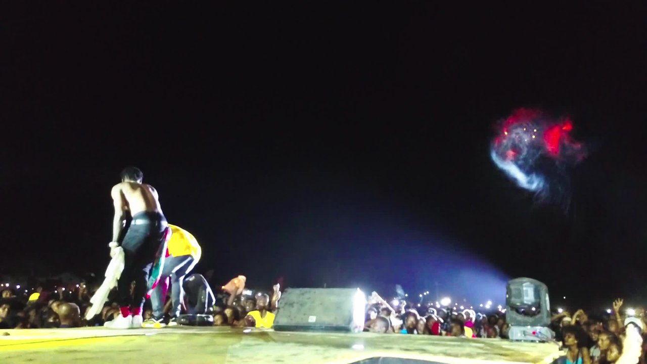 Wawa Salegy Ft. Diamond Platnumz - Moto - Live @ Somaroho