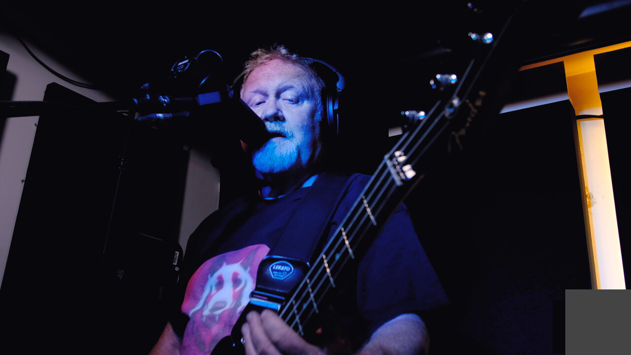 Bubbles (Live Cover)