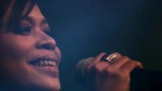 Akhiri (Video Clip)