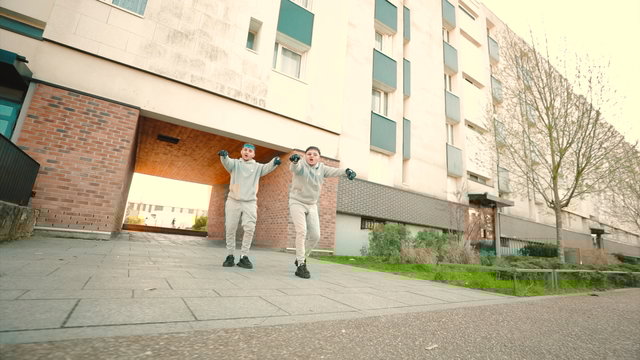 Les Z'hommes 2 (Clip officiel)