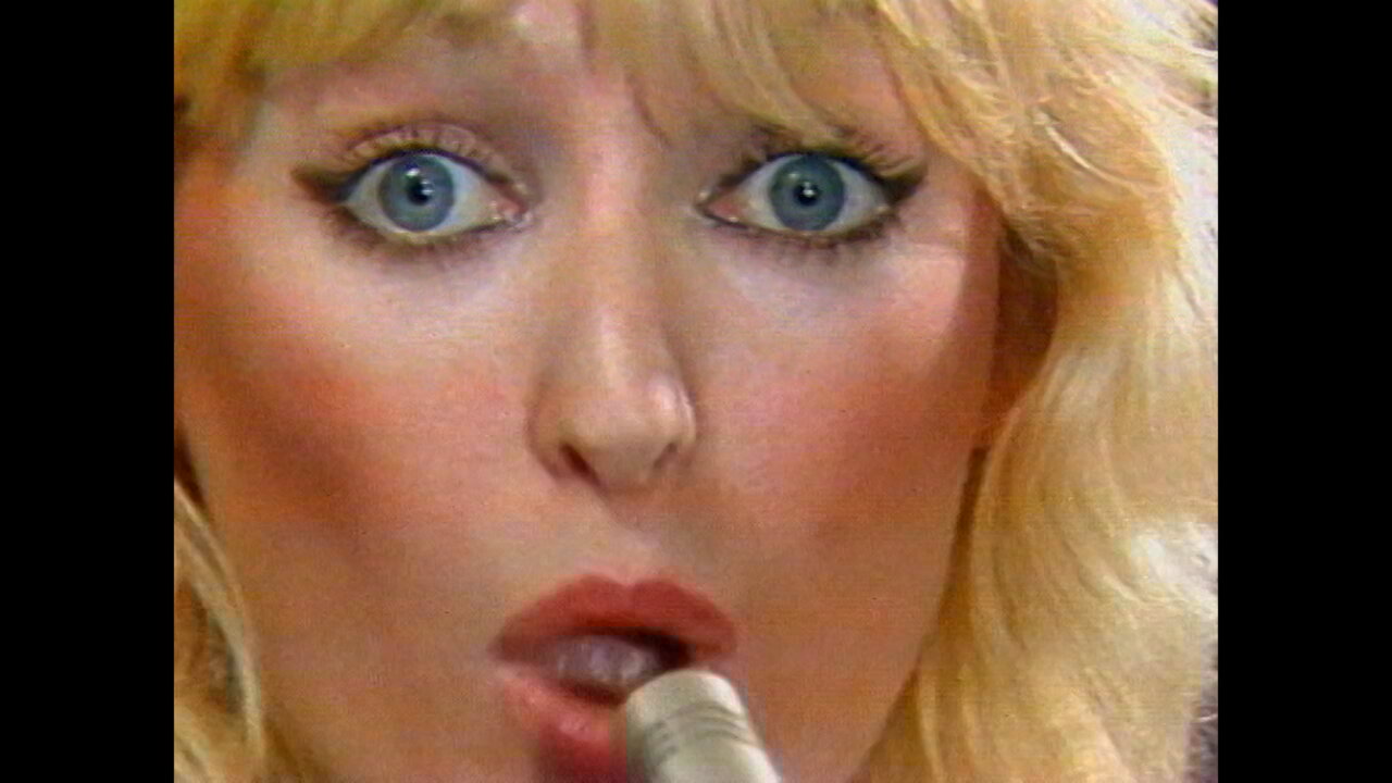 Ooa Hela Natten (Video)