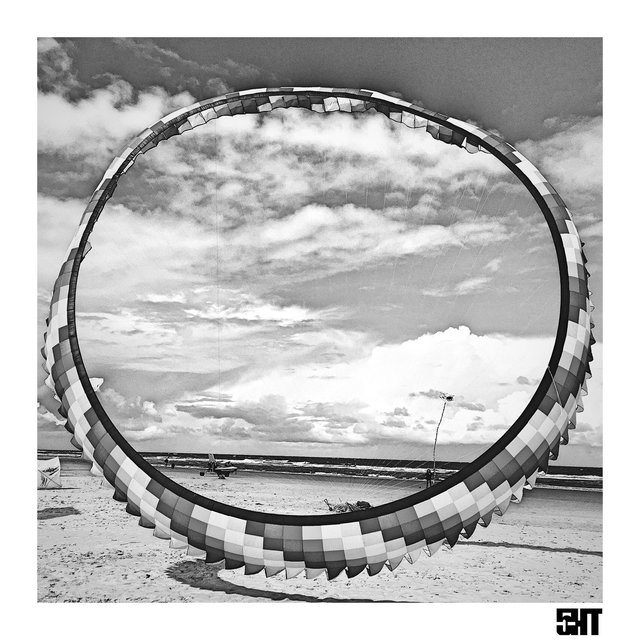 Sea Gate