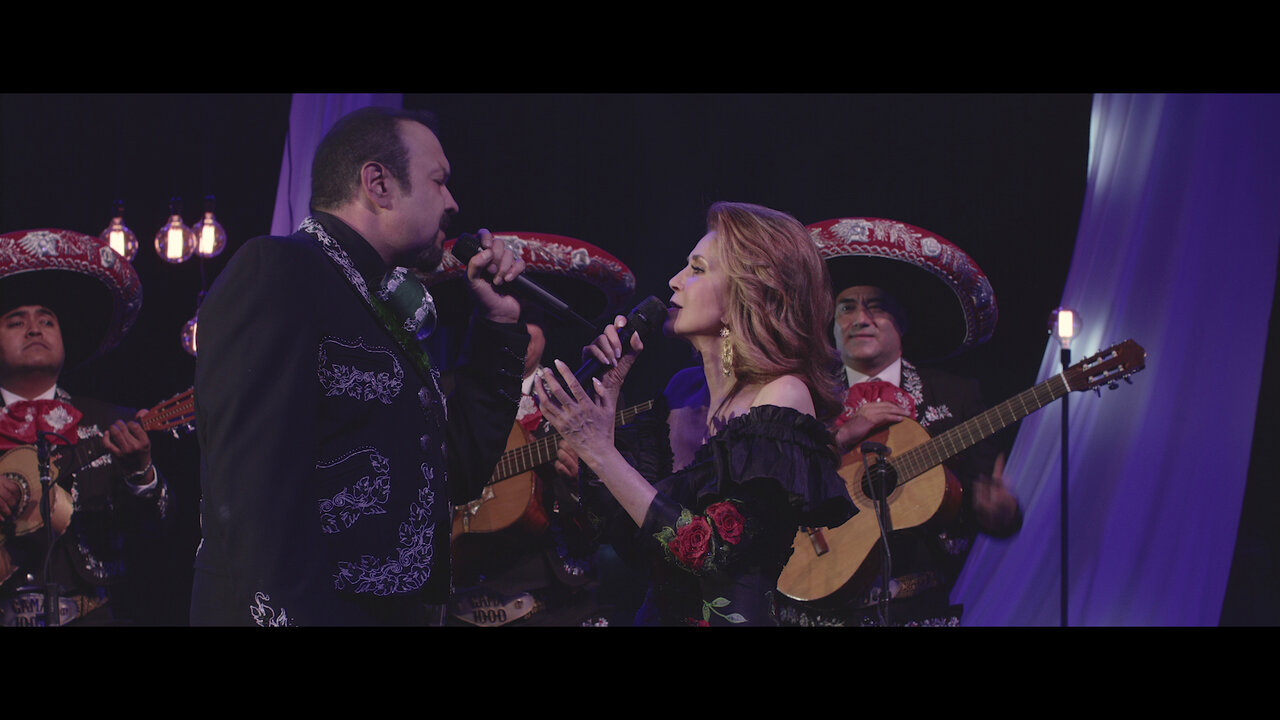 Amor de los Dos (feat. Pepe Aguilar)