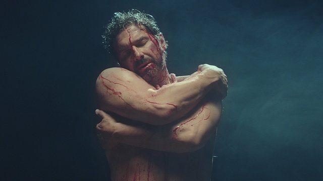La Sangre No Es Agua (Explicit Video)