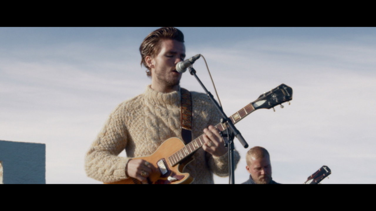 Break My Baby (Live from Þrídrangar)