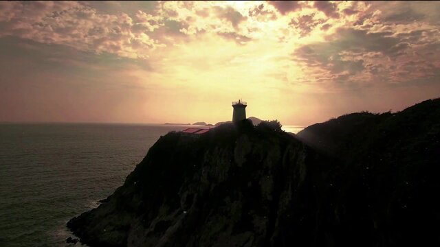Calm Sea (feat. Jack Pintian)