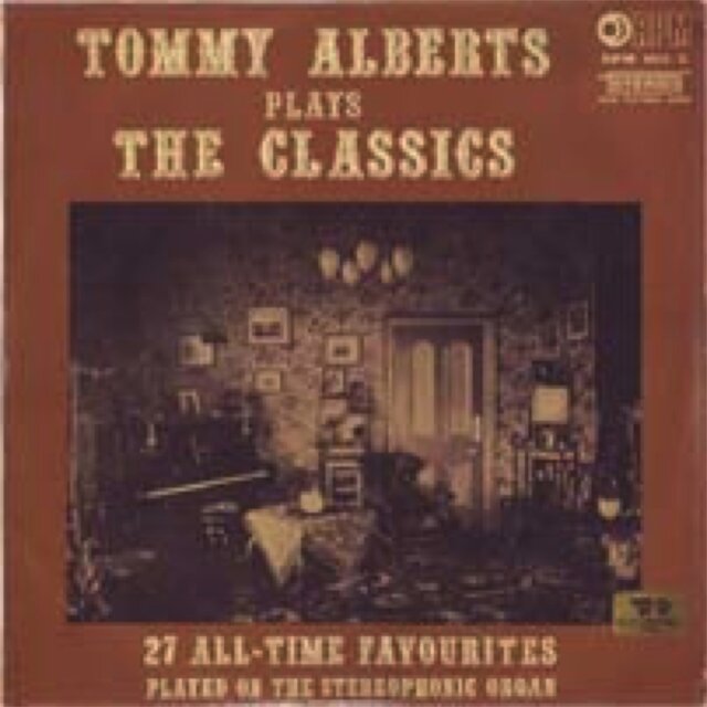Plays the Classics