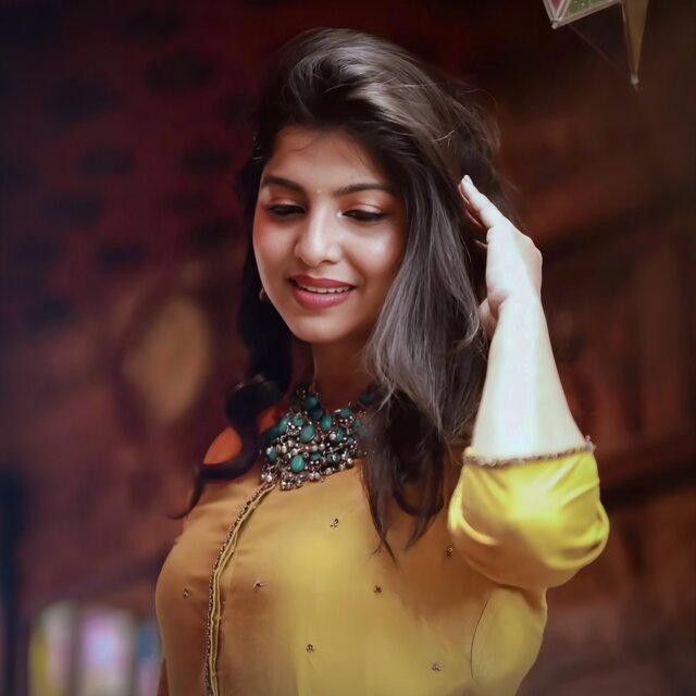 Chemboove Poove
