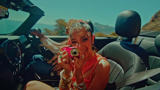 Sun Don't Leave Me (Official Video)